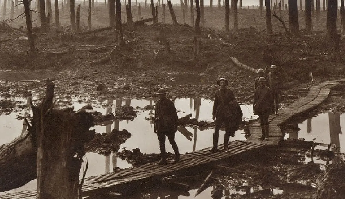 From Victoria to Passchendaele: Finding Thomas Le Breton Roscoe